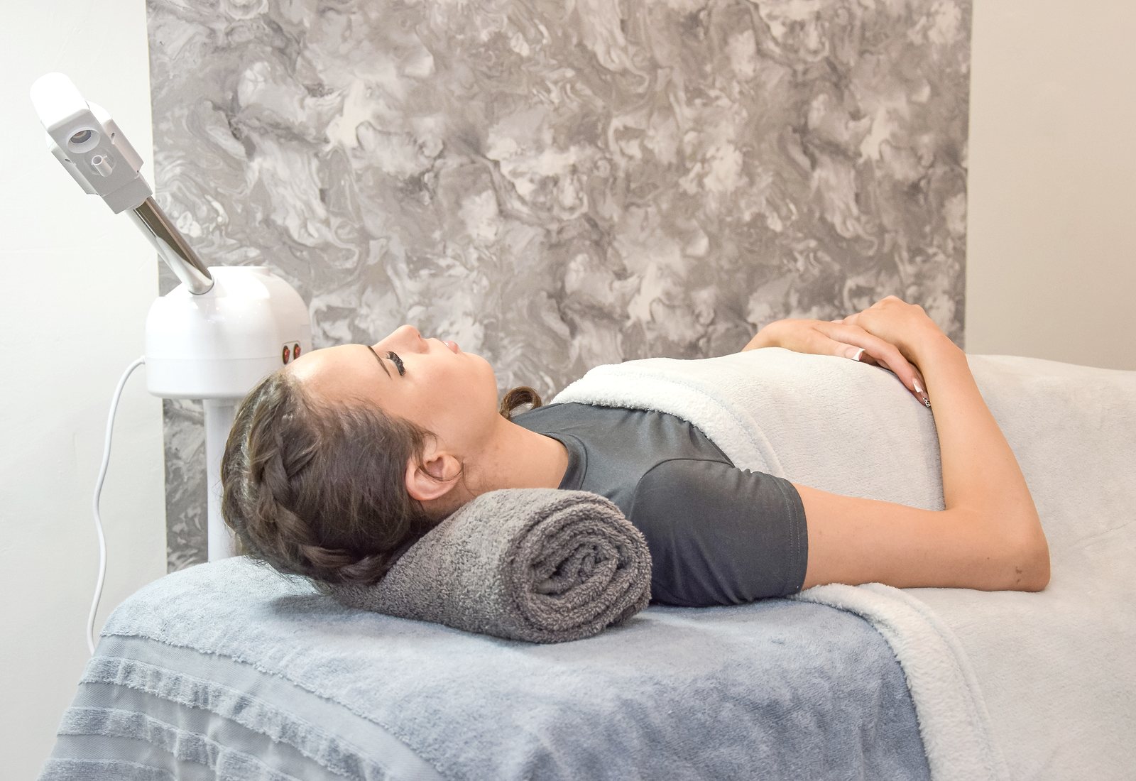 Client relaxing in the treatment room